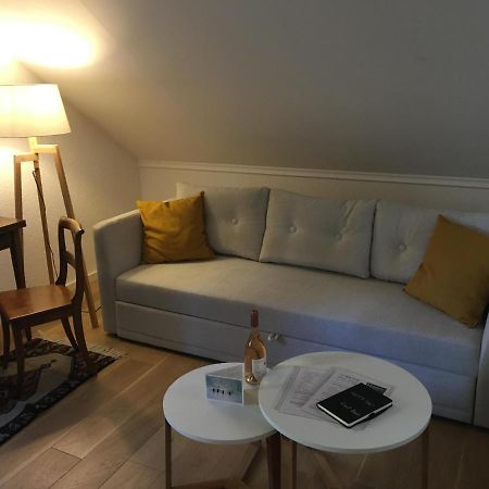 Charmante Maison Villageoise 5 Personnes Happyday Neuchatel Saint-Blaise Exterior photo